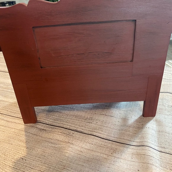 Rustic Wooden Dollhouse Bench with Storage - Picture 6 of 9